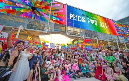 งานใหญ่แห่งปี! เซ็นทรัลเวิลด์ จัดใหญ่ ‘centralwOrld Rhythm of Pride 2024’ รวม LGBTQIAN+ และคนดังกว่า 500 ชีวิต แสดงพลังบน Rainbow Runway ยาว 80 เมตร พร้อมฉลอง Pride Month ตลอดเดือนมิถุนายน