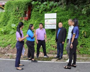 อบจ.ภูเก็ต สำรวจพื้นที่เพื่อแก้ไขปัญหาดินสไลด์บริเวณสวนสุขภาพเขาโต๊ะแซะ