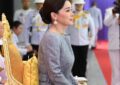 พระราชินี ทอดพระเนตรการแข่งขันกีฬาฮอกกี้น้ำแข็งคนพิการชิงแชมป์โลก และพระราชทานถ้วยรางวัลกแก่ทีมชนะเลิศ