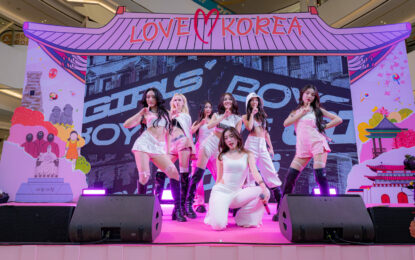 มินนี่ (G)I-DLE สร้างโมเมนต์สุดประทับใจในงาน “Love Korea 2025” แฟน ๆ แน่นสยามพารากอน พร้อมชวนไปชมดอกพ็อตกตและเก็บสตรอว์เบอร์รี่ที่เมืองคยองจู